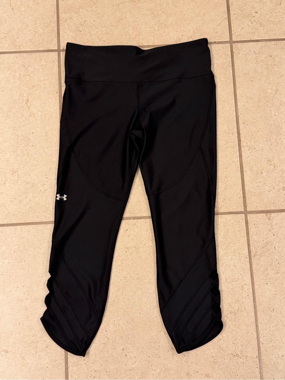 LG Black Ladies Capri Leggings with Subtle Logo